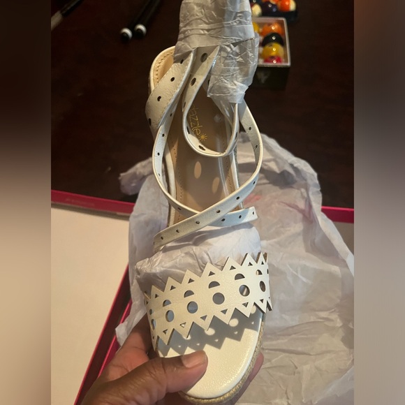 Nikolina white Wedge platform heels. - Picture 2 of 4